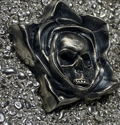 Skull Rose